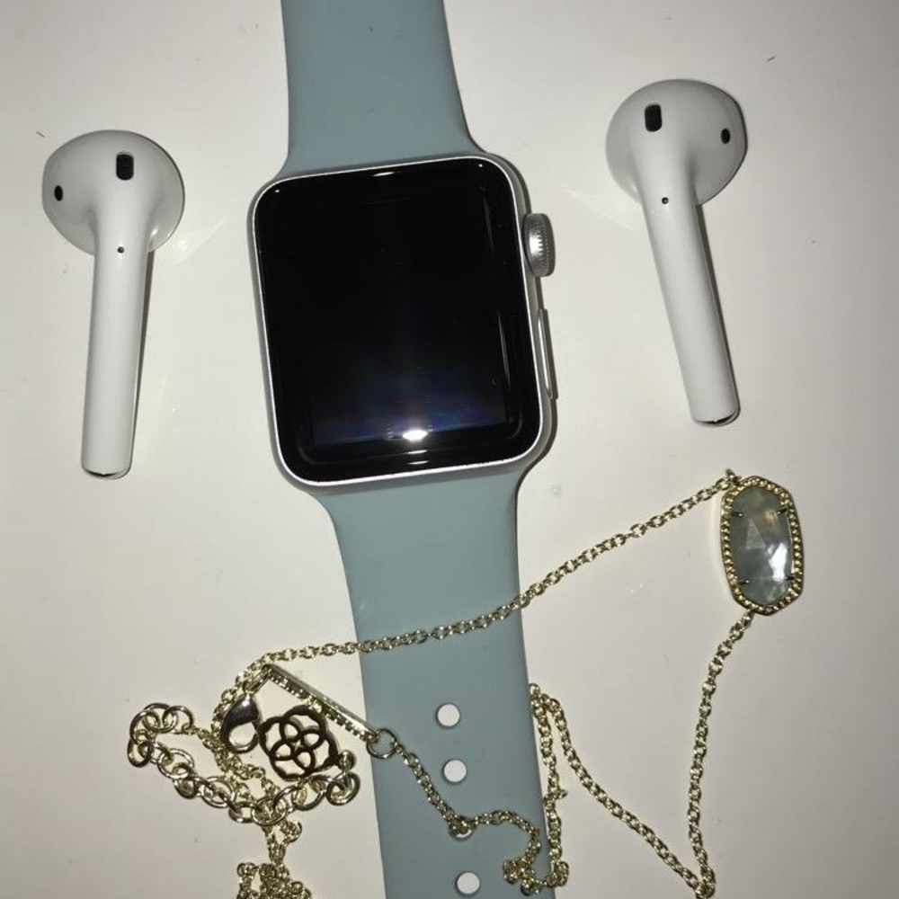 Apple watch series 3 38mm silver (small band)